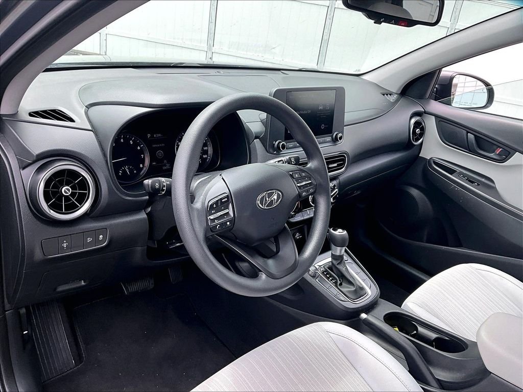 Used 2023 Gray Hyundai SEL image 8