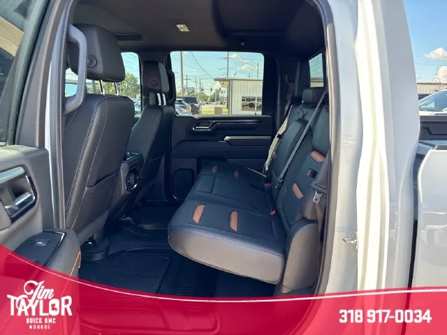 Used 2024 White GMC AT4 image 28