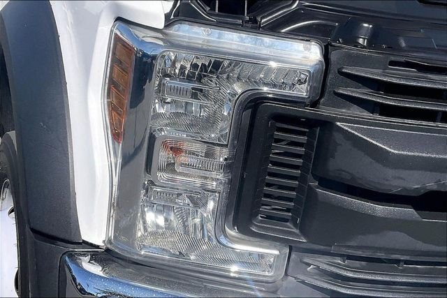 Used 2019 Oxford White Ford XL image 29