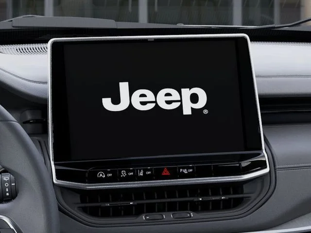 New 2026 Bright White Clear-Coat Exterior Paint Jeep Limited image 21