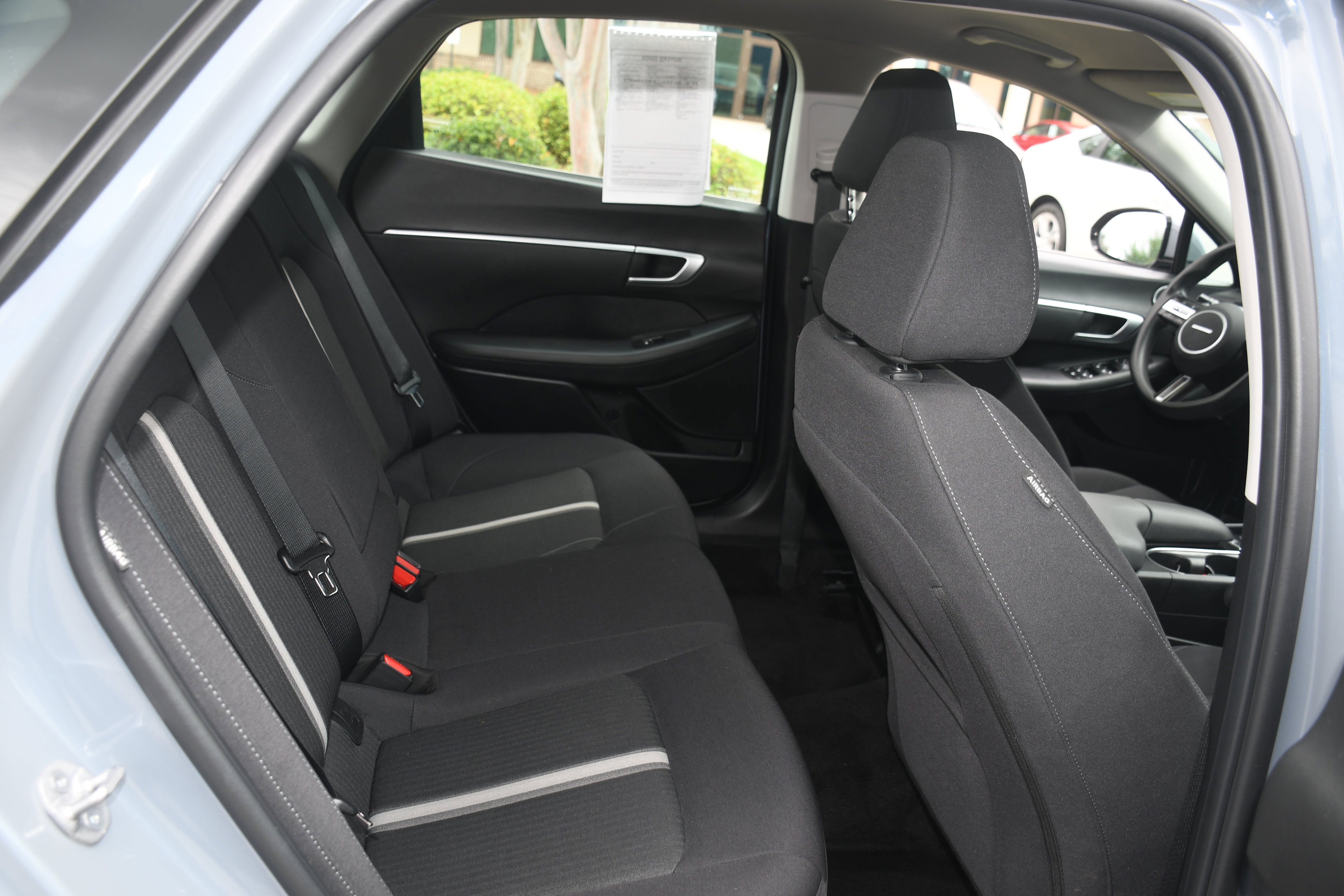 Used 2025 Blue Hyundai SEL image 18