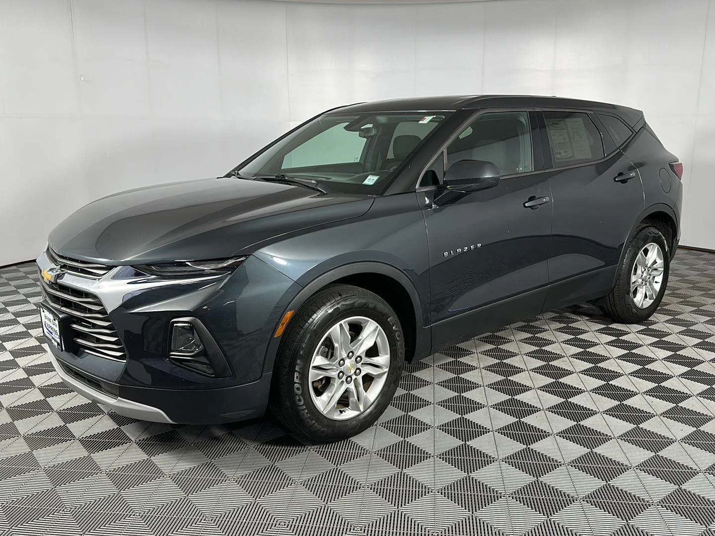 Used 2020 Graphite Metallic Chevrolet LT image 13