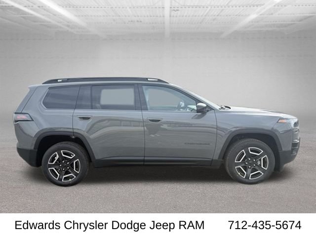 New 2026 Sting-Gray Clear-Coat Exterior Paint Jeep Laredo image 10