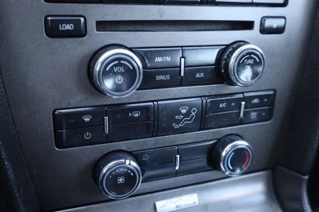 Used 2014 Silver Ford V6 Premium image 8