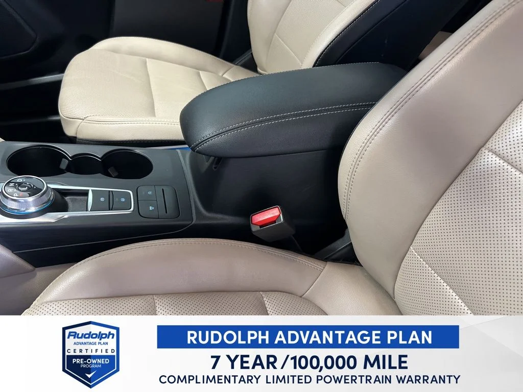 Used 2022 Black Ford SEL image 26