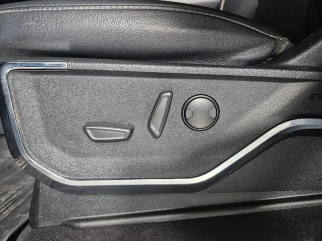 2023 Ford F-150 Lariat - Photo 17