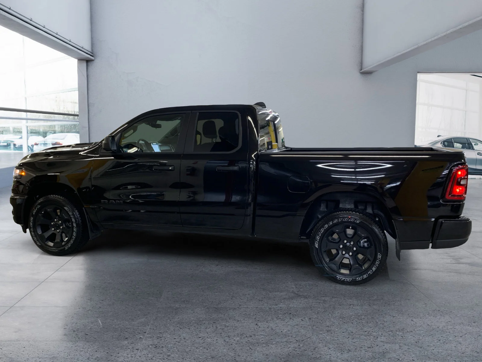 New 2026 Diamond Black Crystal Pearl Ram Express image 2