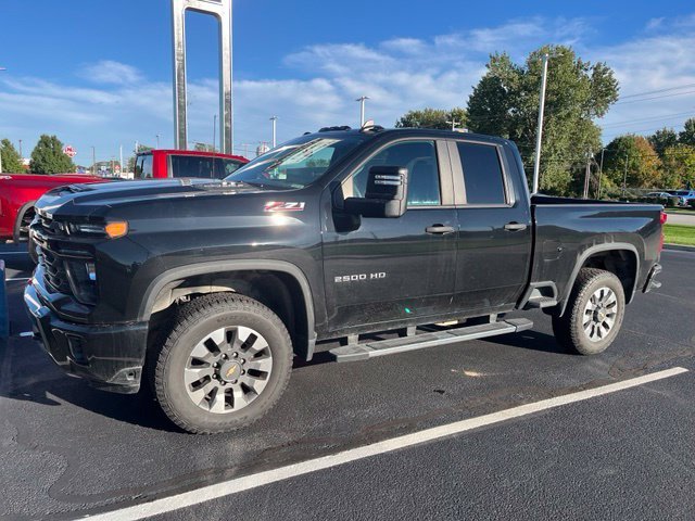 Used 2024 Black Chevrolet Custom image 2