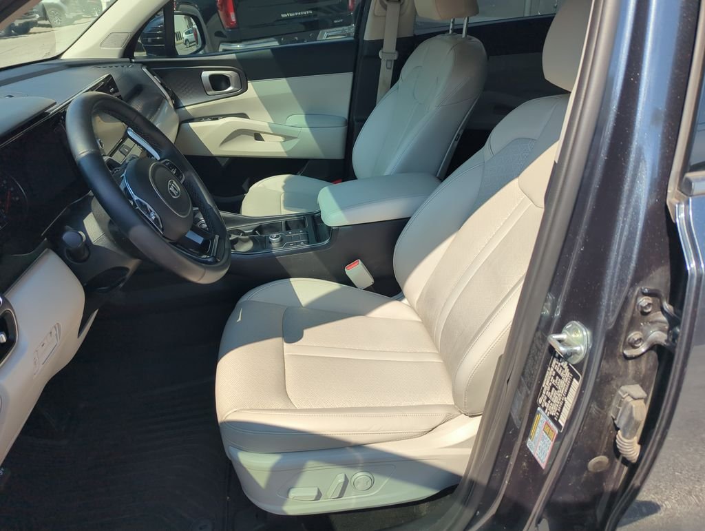 Used 2021 Gray Kia S image 10