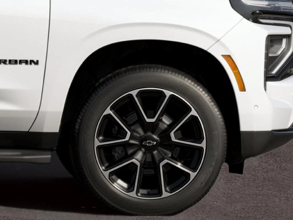 New 2027 Summit White Chevrolet RST image 9