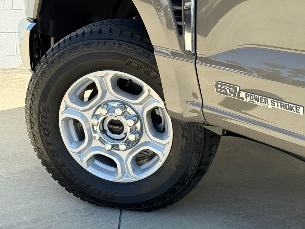 2026 Ford F-250 Super Duty XLT - Photo 16