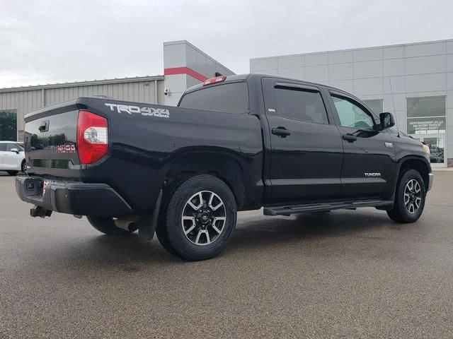 Used 2016 Black Toyota SR5 image 5