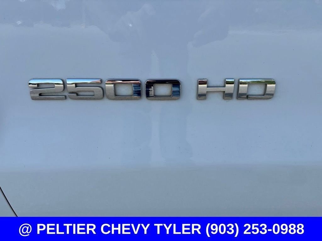Used 2016 SUMMIT WHITE Chevrolet Work Truck image 11