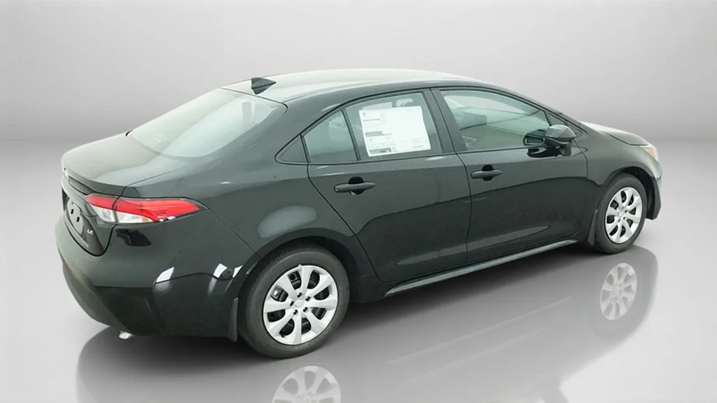 New 2027 Inked Toyota LE image 9