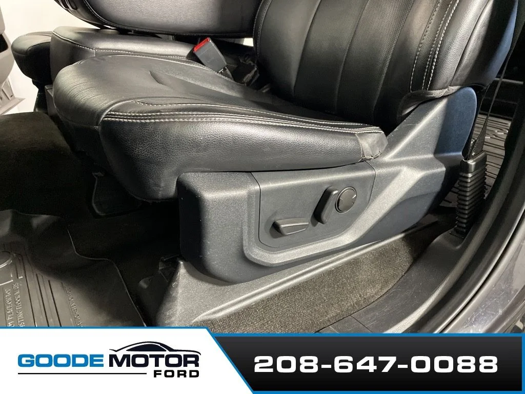 Certified Used 2020 Black Metallic Ford Lariat image 12