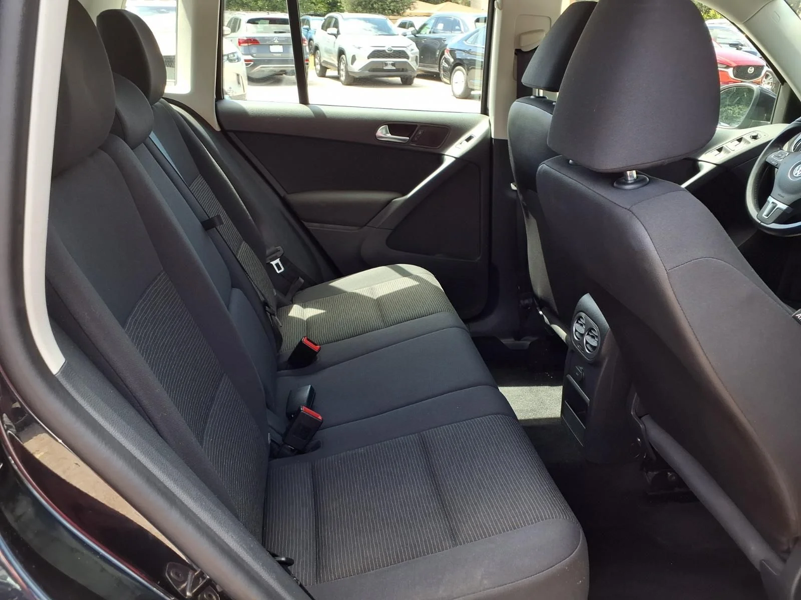 Used 2017 Black Volkswagen 2.0T image 23