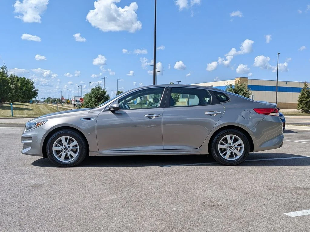 Used 2016 Gray Kia LX image 4