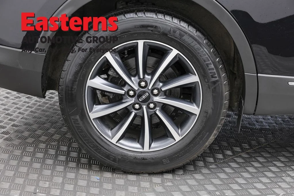Used 2022 Black Lincoln Standard image 31