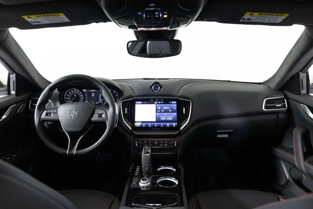 Used 2023 White Maserati Modena image 24