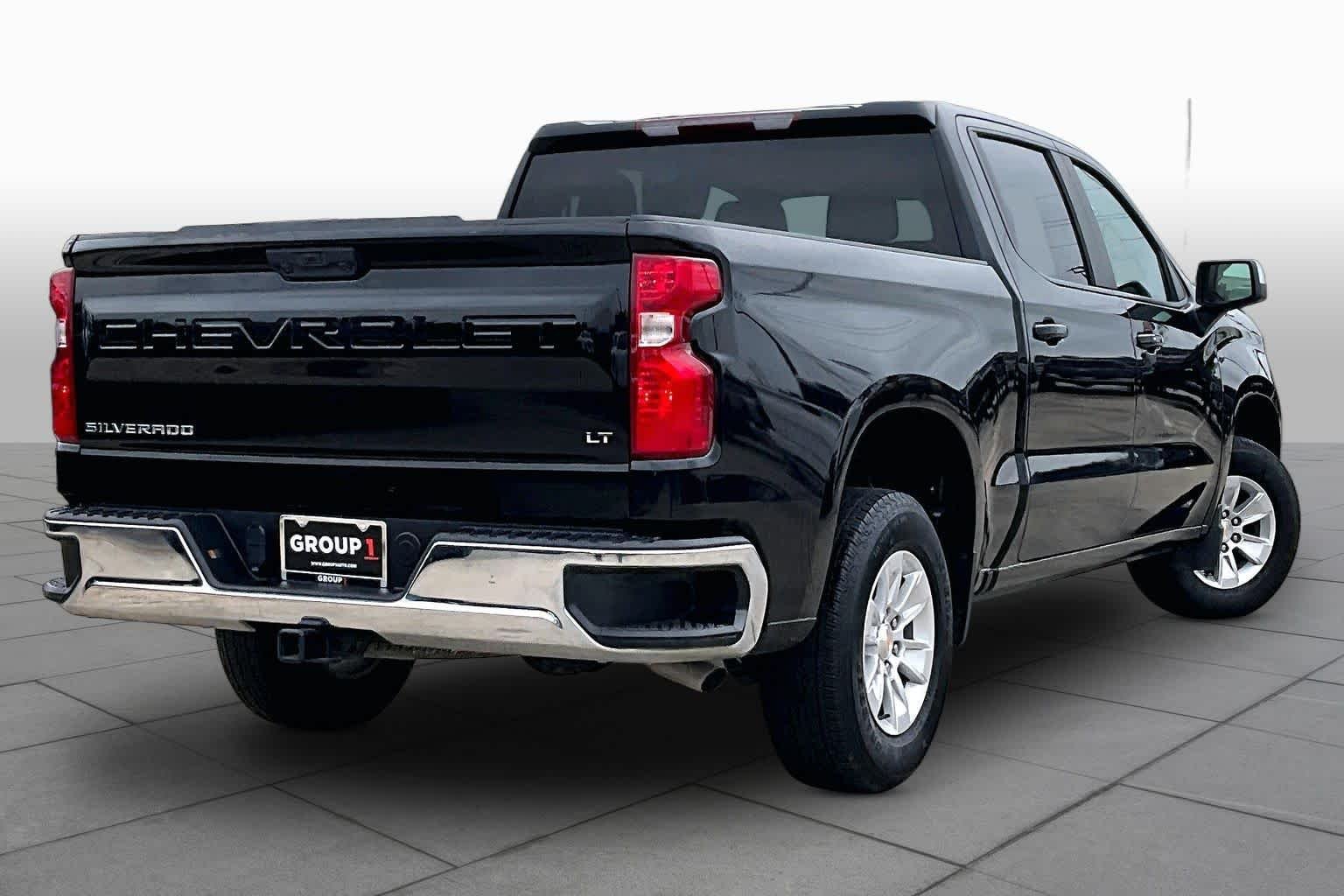 Used 2025 Black Chevrolet LT image 13
