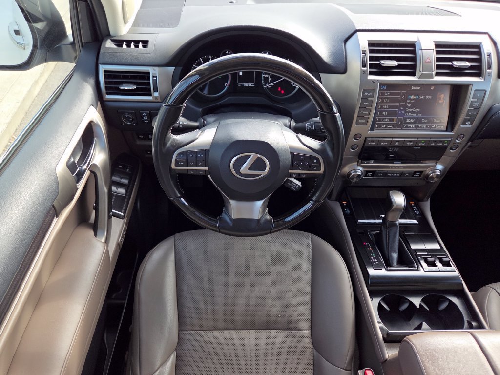 2020 Lexus GX PREMIUM - Photo 4