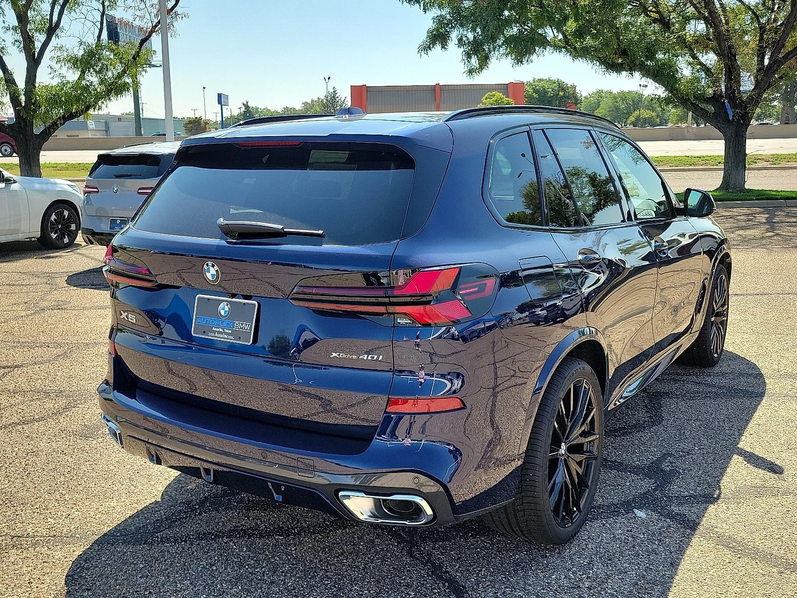 New 2026 Tanzanite Blue II Metallic BMW xDrive40i All-Wheel Drive Sports Activity Vehicle image 4