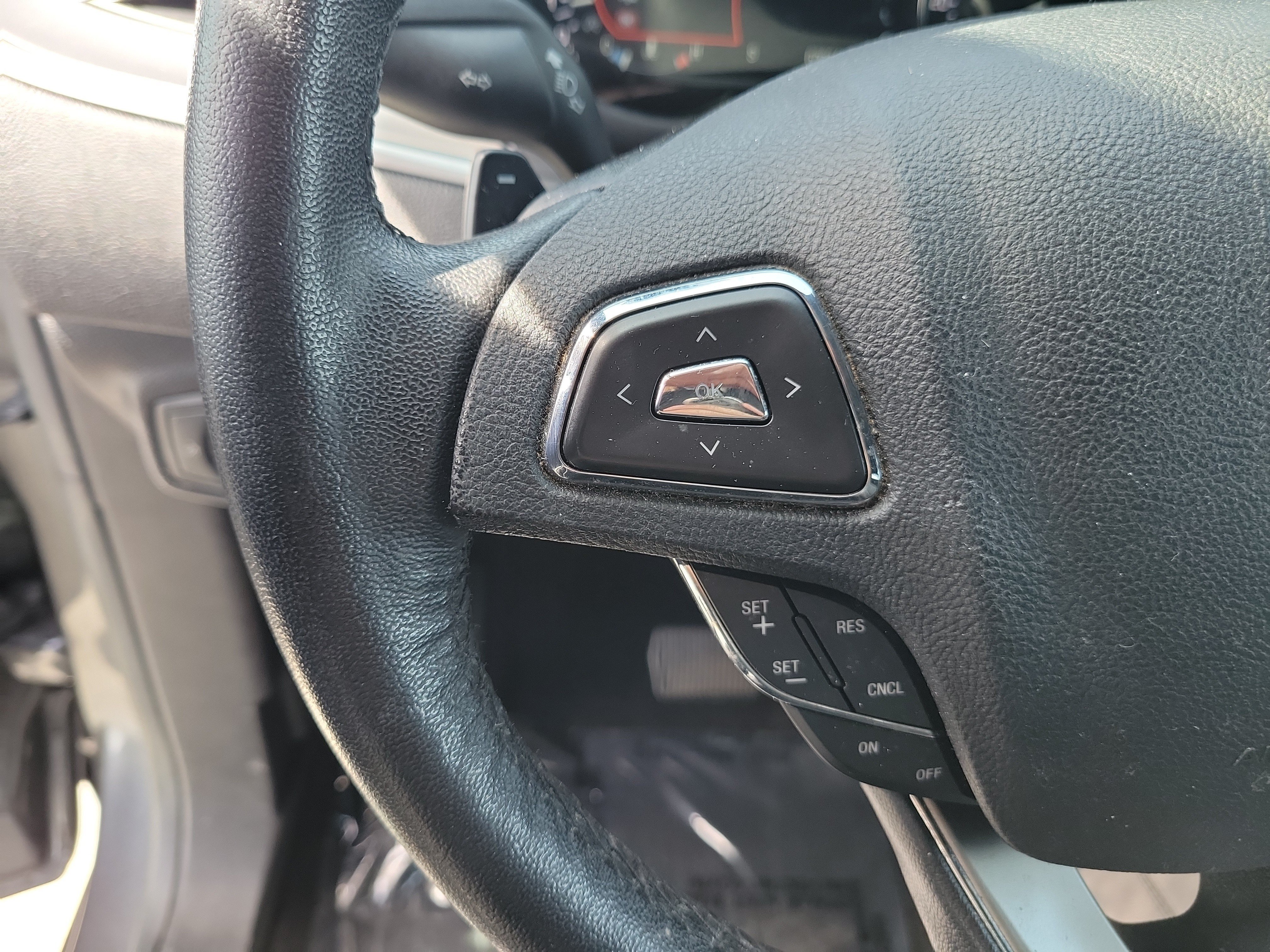 Used 2019 Magnetic Gray Metallic Lincoln Standard image 25