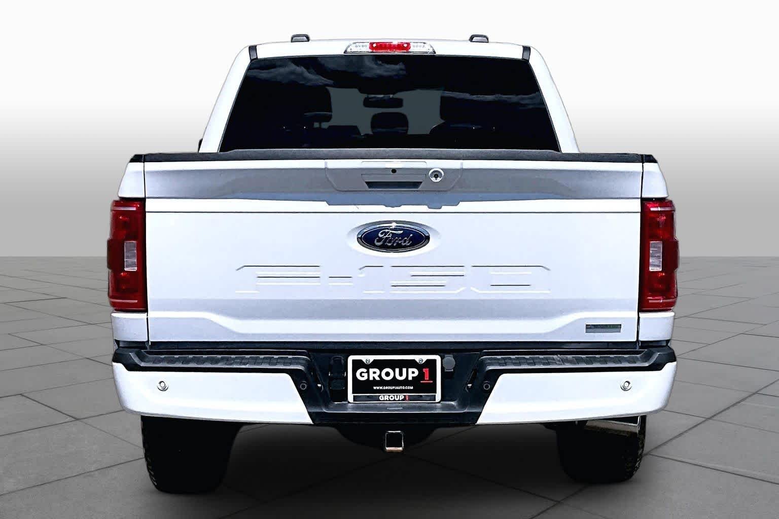 Used 2023 Oxford White Ford XLT image 5