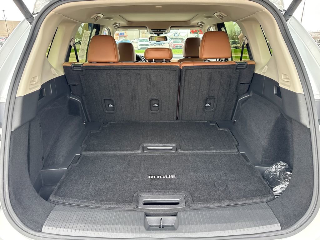 2024 Nissan Rogue Platinum - Photo 35