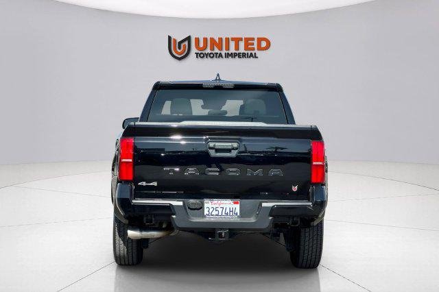 Certified Used 2025 BLACK Toyota  image 5