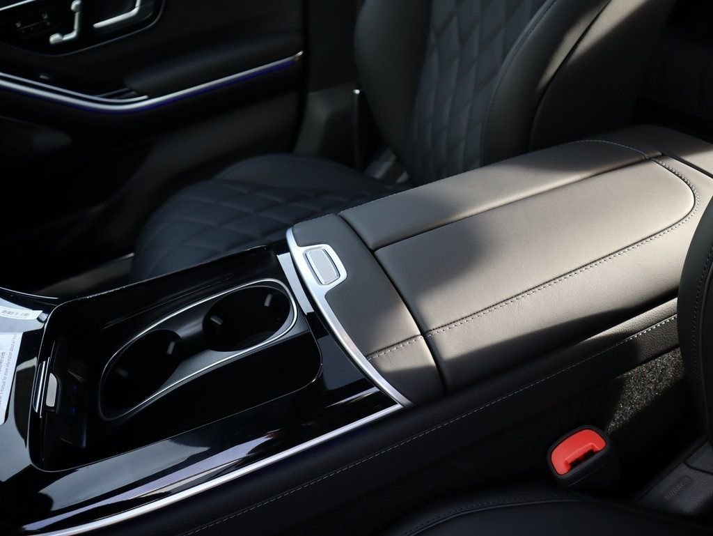 New 2026 Obsidian Black Metallic Mercedes-Benz S 500 image 35