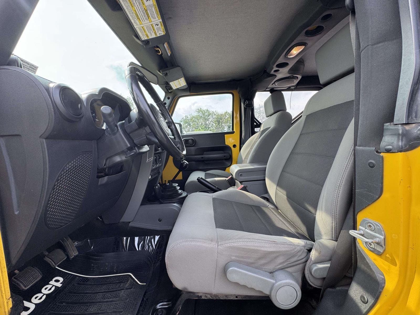 Used 2008 Detonator Yellow Jeep X image 11