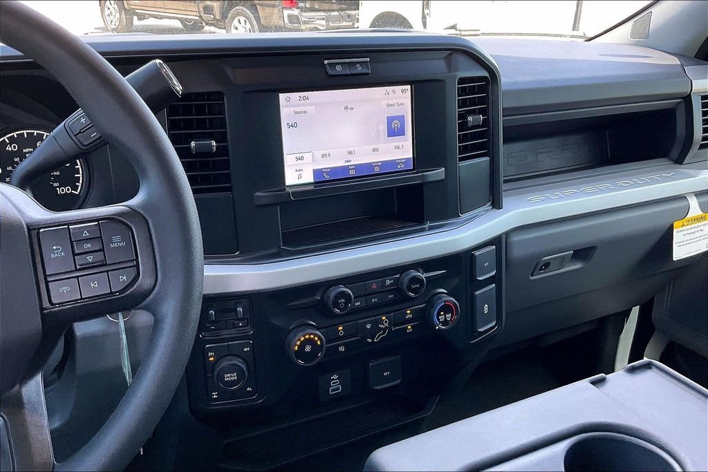 New 2026 Ford Super Duty F-350 XL 4D Crew Cab