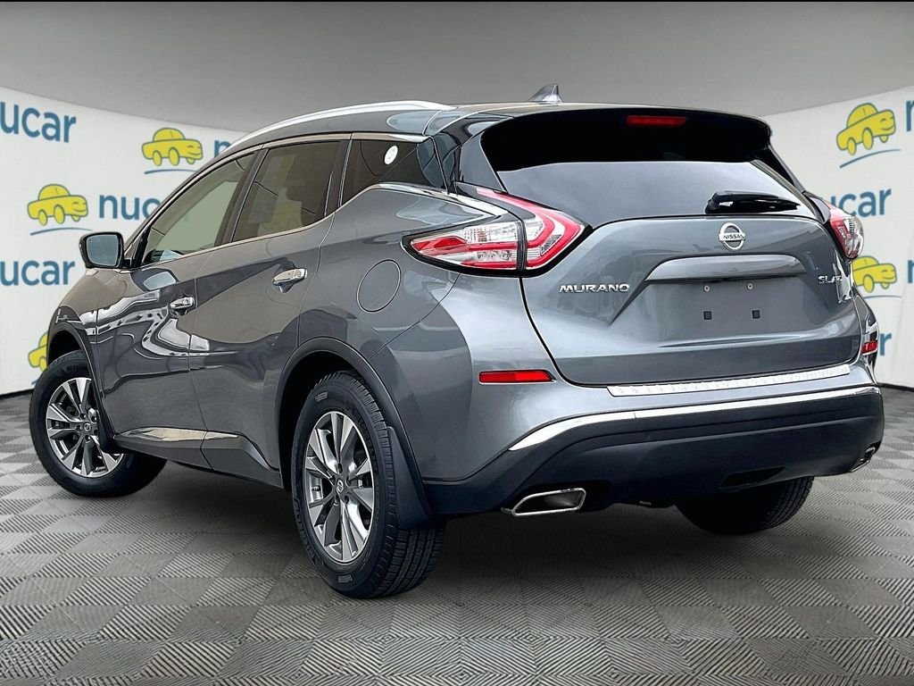 Used 2018 Gray Nissan SL image 4