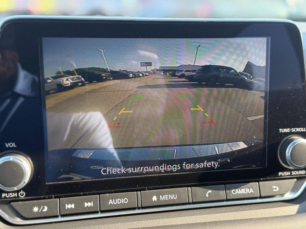 2026 Nissan Rogue SV - Photo 11