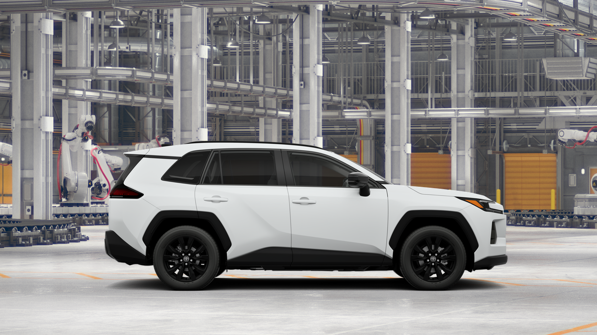 New 2026 Ice Cap Toyota XLE Premium image 12