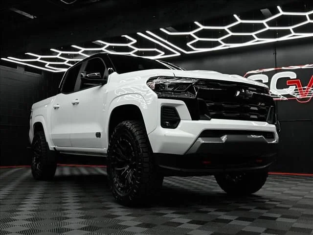 2026 Chevrolet Colorado Z71 - Photo 17