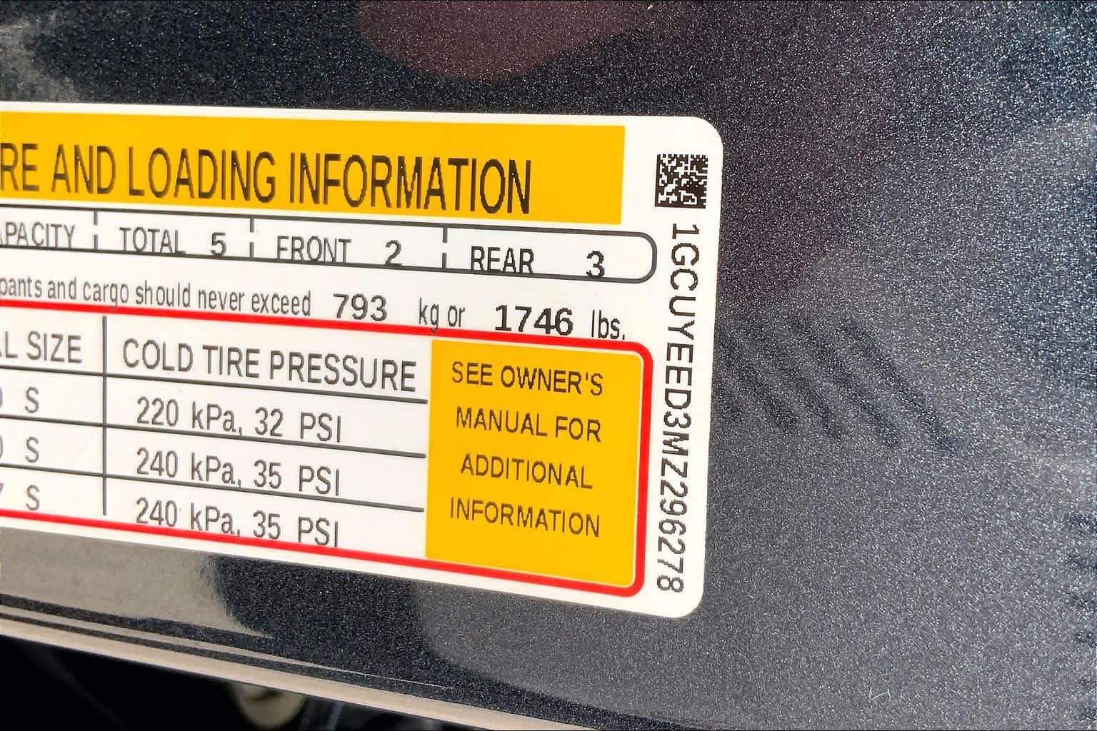 Used 2021 Shadow Gray Metallic Chevrolet RST image 29