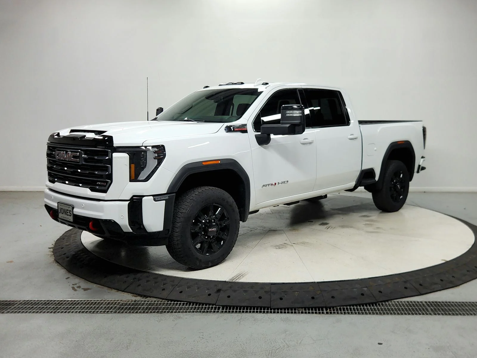 Used 2026 White GMC AT4 image 4