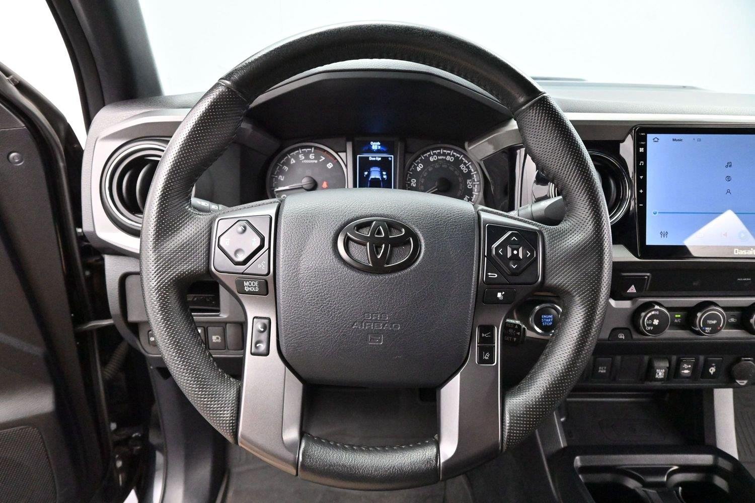 Used 2019 Midnight Black Metallic Toyota SR5 image 14
