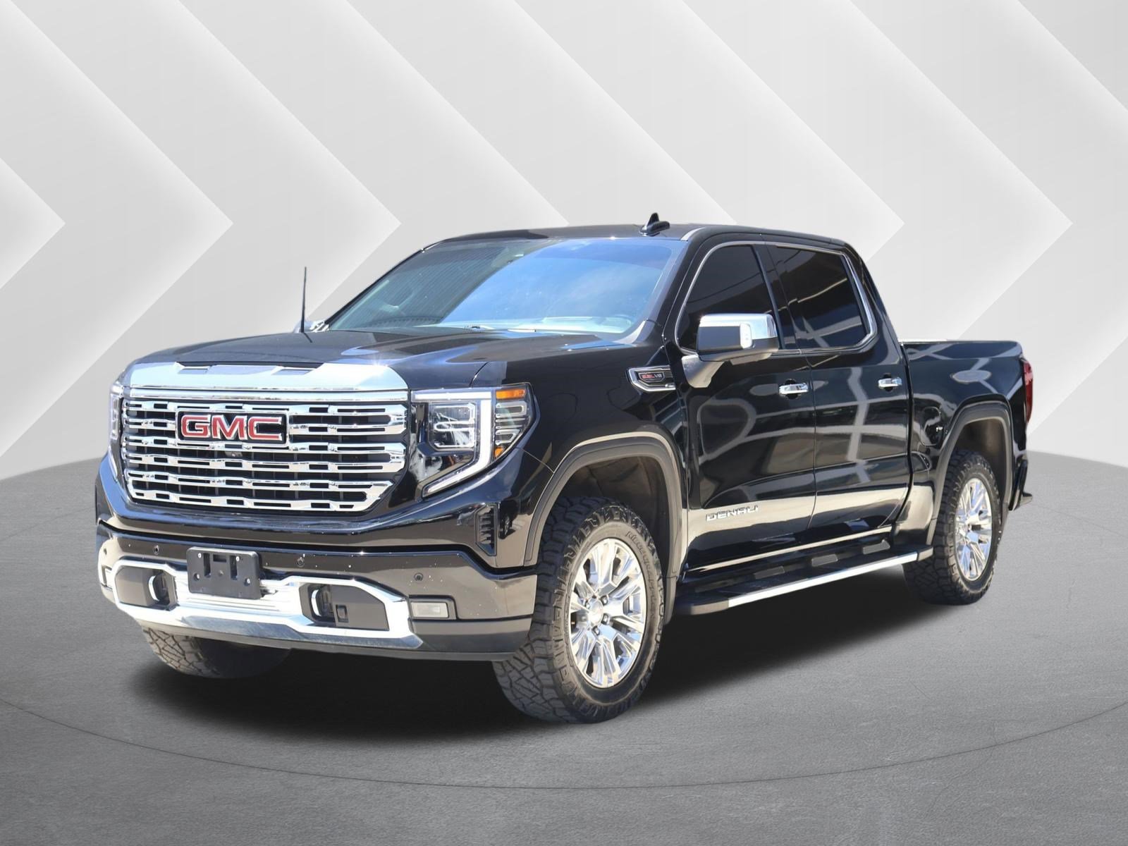 2023 GMC Sierra 4WD Crew Cab Short Box Denali's photo