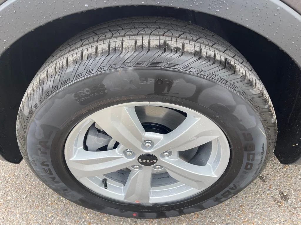 2026 Kia Sorento LX - Photo 7
