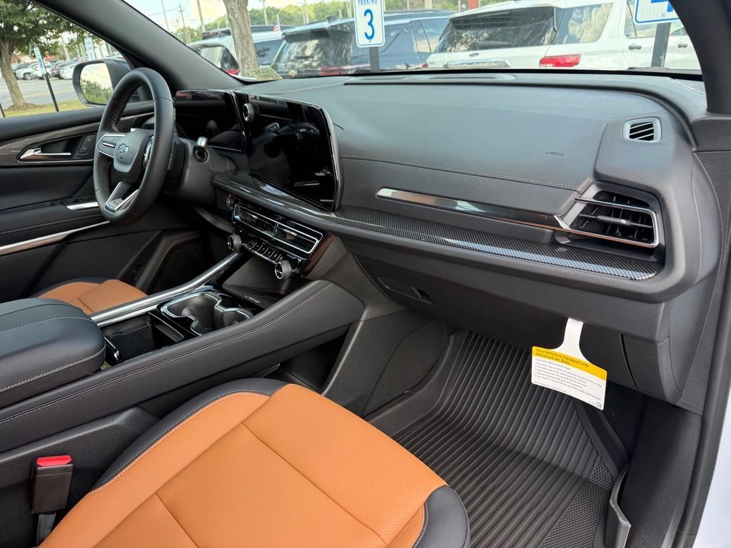 2027 Chevrolet Traverse Z71 - Photo 6