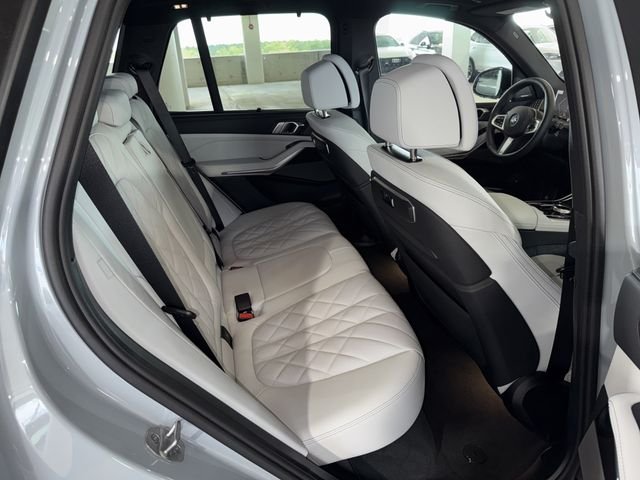 New 2026 Brooklyn Grey Metallic BMW xDrive50e image 11
