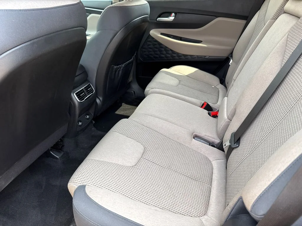 Used 2023 Black Hyundai SEL image 15