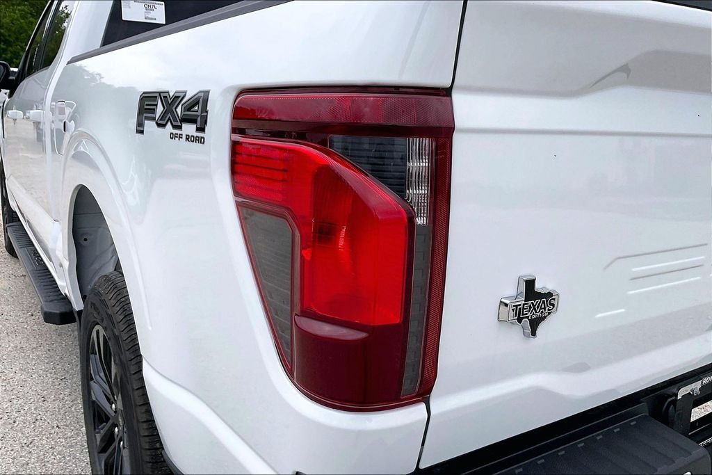 New 2026 Ford F-150 XLT 4D SuperCrew