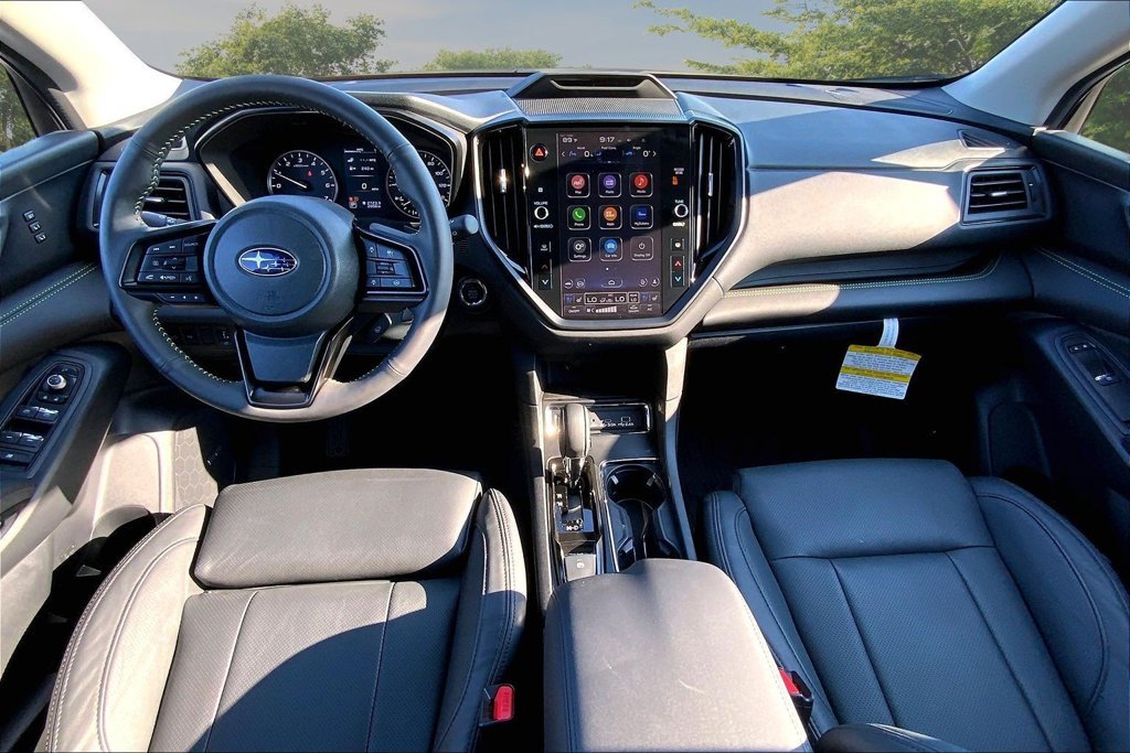 Used 2026 White Subaru Onyx Edition Touring image 7
