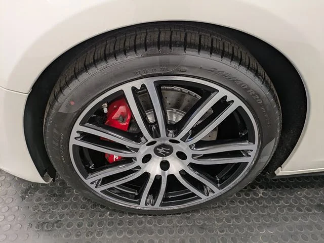 Certified Used 2019 White Maserati  image 7