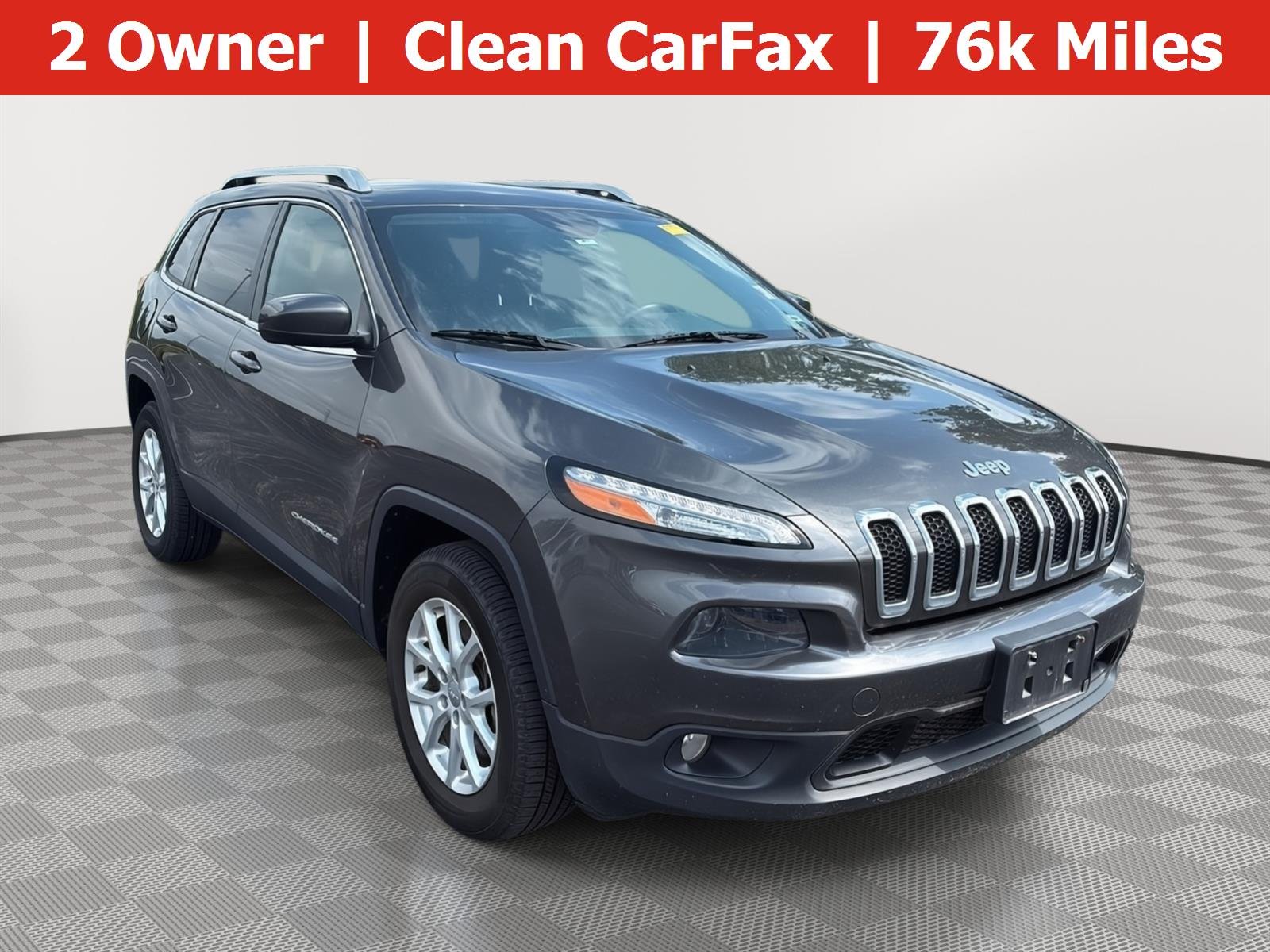 Used 2014 Granite Crystal Metallic Clearcoat Jeep Latitude image 1