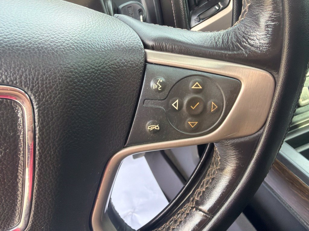 Used 2018 Green GMC Denali image 10